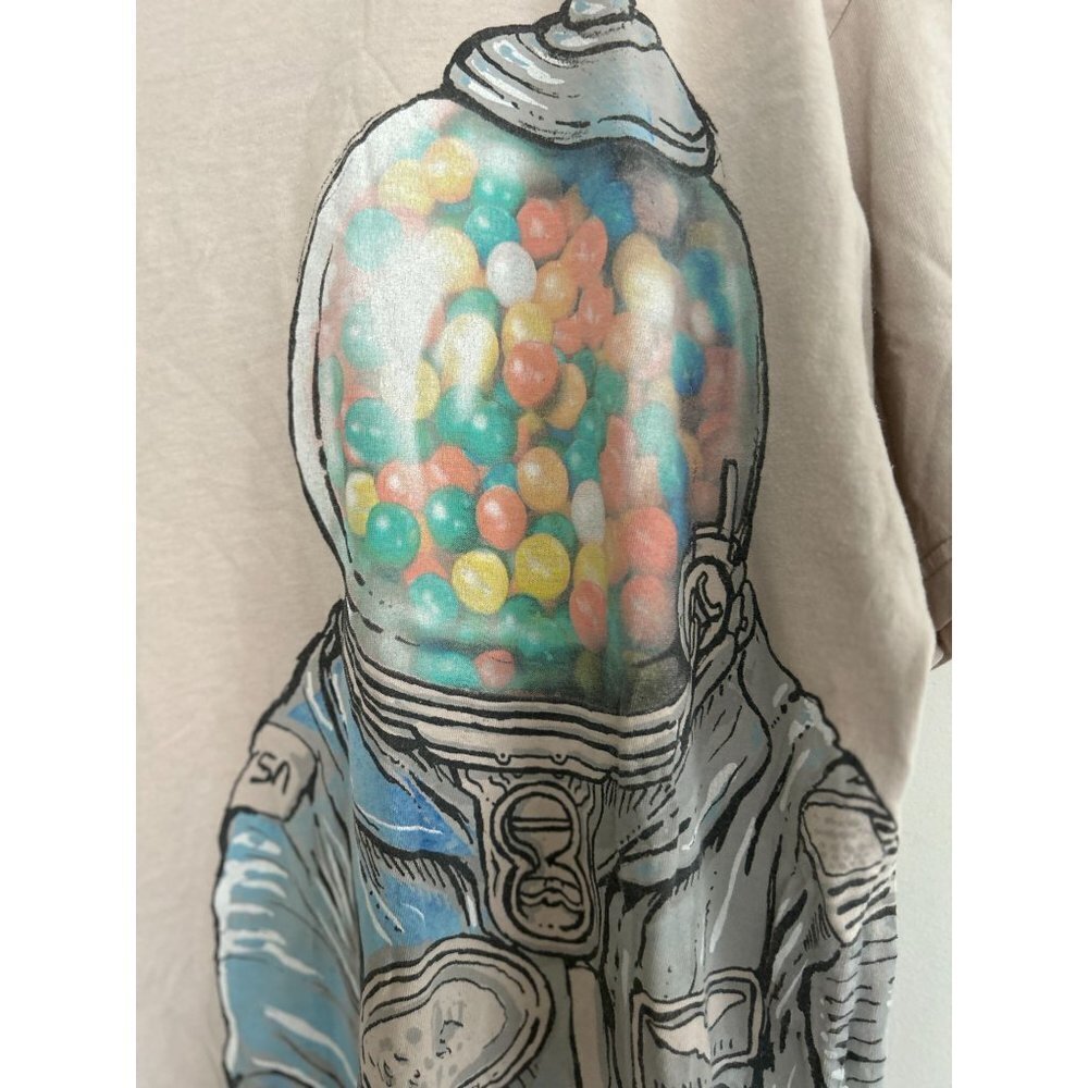 DBH Tee T-Shirt with astronaut bubble gum hat cotton Size XLarge - Picture 5 of 10